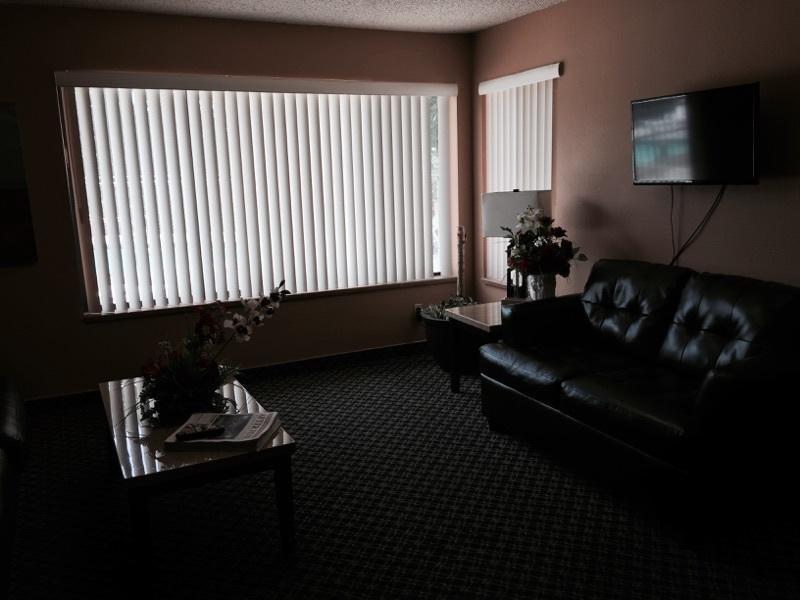 ホテル Super 8 By Wyndham レディング エクステリア 写真